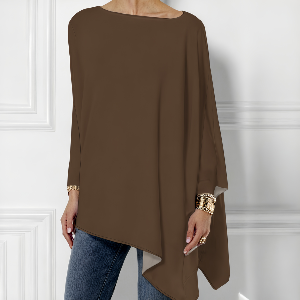 Modern Boat Neck Sweatshirt with Unique Asymmetric Hem